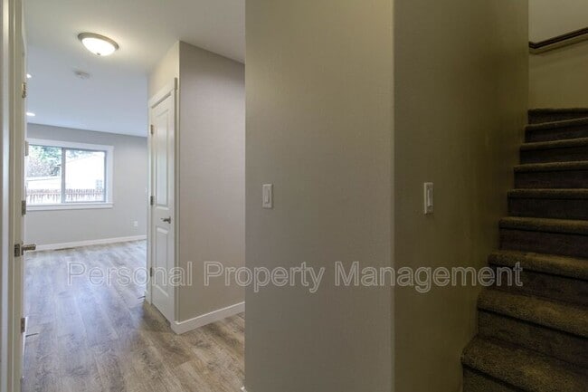 6011 NE 105th Ave in Vancouver, WA - Building Photo - Building Photo