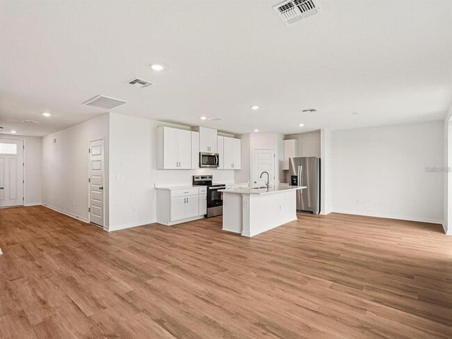 1786 Brekey Wy in Zephyrhills, FL - Building Photo - Building Photo