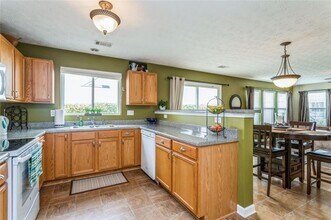 3930 Cutler Donahoe Way in Cumming, GA - Building Photo - Building Photo
