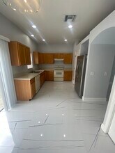 10103 Belleville Pl in Tampa, FL - Building Photo - Building Photo