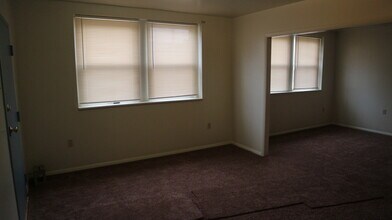 1503 Orthodox St, Unit 1st Floor in Philadelphia, PA - Foto de edificio - Building Photo