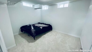 60 Merivale St in Oshawa, ON - Building Photo - Building Photo