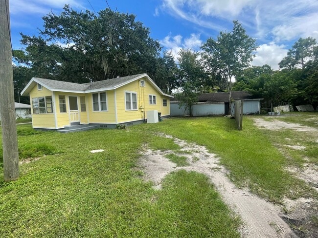 919 Madison Ave in Daytona Beach, FL - Building Photo - Building Photo