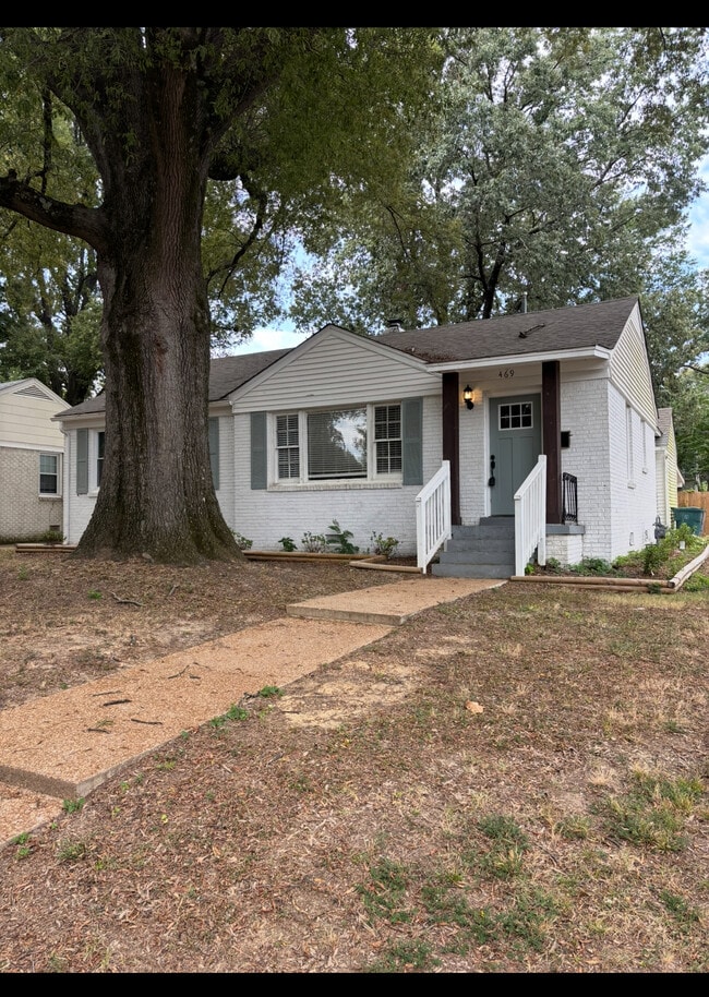 property at 469 Lytle St