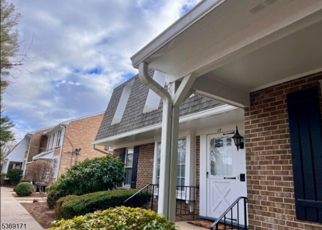 property at 17 Briarwood Path