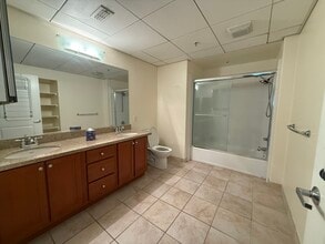 423 7th St, Unit 203 in Oakland, CA - Building Photo - Building Photo