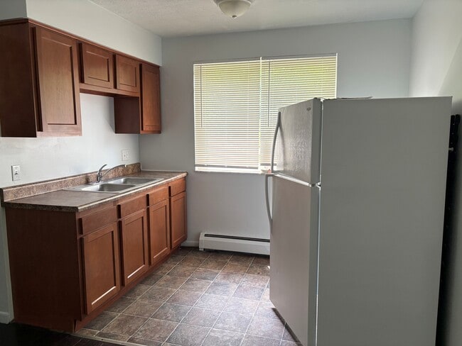 2601 Chesterfield Ct, Unit 4
