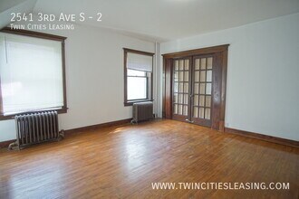 2541 3rd Ave S in Minneapolis, MN - Building Photo - Building Photo