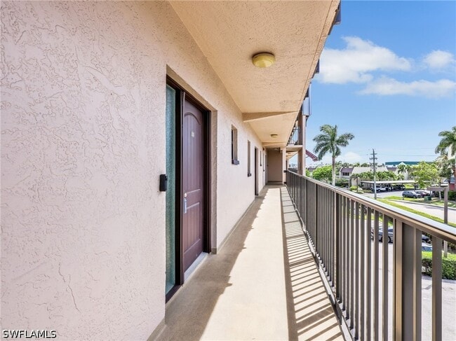 property at 801 River Point Dr