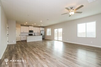 11515 W Cumberland Dr in Youngtown, AZ - Building Photo - Building Photo