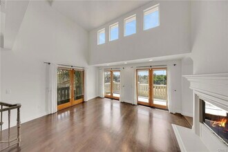 611 9th St in Hermosa Beach, CA - Building Photo - Building Photo
