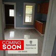 12714 Farringdon Ave in Cleveland, OH - Building Photo - Building Photo