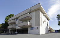 Benicia Heights Apartments in Benicia, CA - Foto de edificio - Building Photo