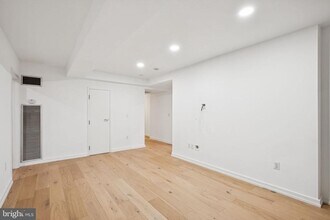 219 S 18th St in Philadelphia, PA - Foto de edificio - Building Photo