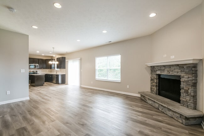 3149 Bent Timber Dr in Indianapolis, IN - Foto de edificio - Building Photo