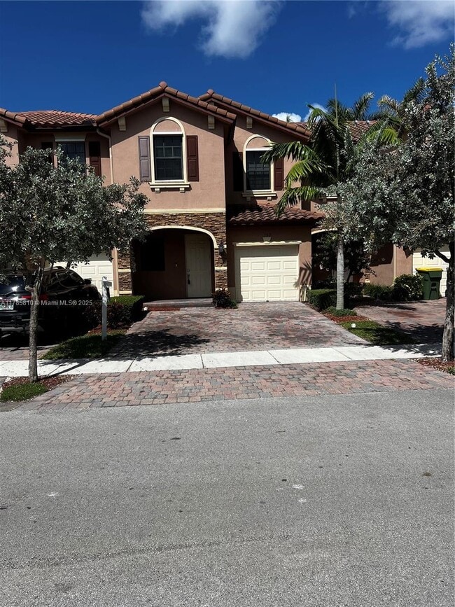 property at 152 SE 37th Ter