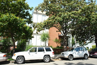 2508 Hillegass Ave in Berkeley, CA - Foto de edificio - Building Photo