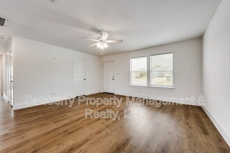 109 James Ct in Decatur, TX - Building Photo - Building Photo