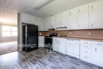 469 Southern Way in Lawrenceville, GA - Foto de edificio - Building Photo