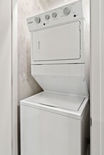 173 N Ada St in Chicago, IL - Building Photo - Building Photo