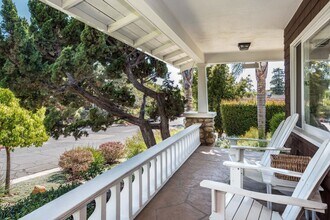 601 E Victoria St in Santa Barbara, CA - Building Photo - Building Photo