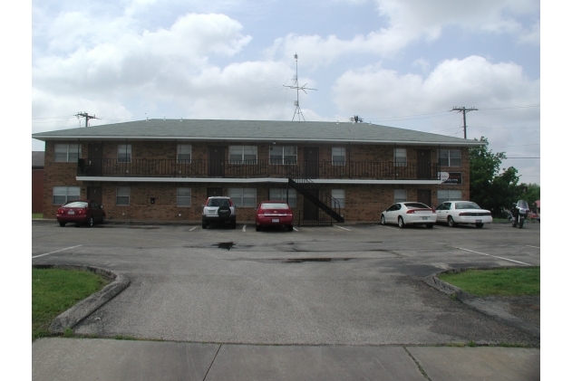 Cowboy Apartments in Stillwater, OK - Building Photo