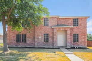 1304 Cyprus Dr in Royse City, TX - Building Photo