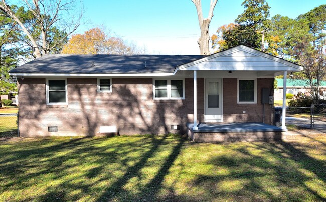 5121 Gainor Ave in Rocky Mount, NC - Building Photo - Building Photo