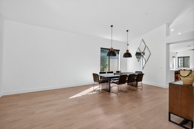 7449 E Whistling Wind Way in Scottsdale, AZ - Building Photo - Building Photo