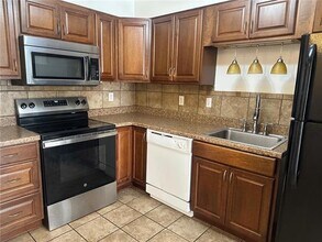 4421 Herrmann St in Metairie, LA - Building Photo - Building Photo