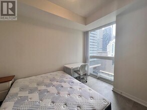 99-1399 John St in Toronto, ON - Building Photo - Building Photo