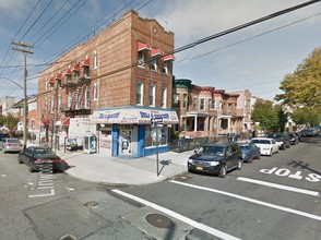 690 Linwood St in Brooklyn, NY - Building Photo - Other