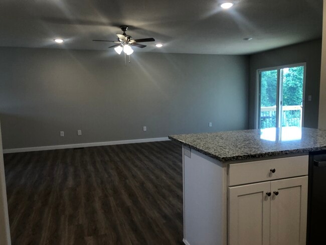 1411 W Pebblebrooke Dr in Ozark, MO - Building Photo - Building Photo