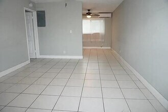 5141 NE 18th Ave in Fort Lauderdale, FL - Building Photo - Building Photo