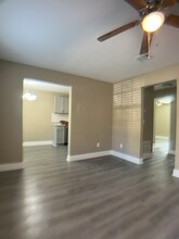 728 Pointe Ct, Unit A in Tallahassee, FL - Foto de edificio - Building Photo