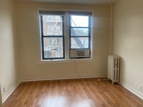 25-59-59 33rd St in Queens, NY - Building Photo - Building Photo