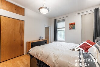 1407 N Wicker Park Ave, Unit 2 in Chicago, IL - Building Photo - Building Photo