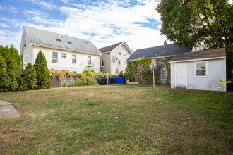 46 Carpenter St in Pawtucket, RI - Building Photo - Building Photo