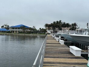 147 Harbors Way in Boynton Beach, FL - Foto de edificio - Building Photo