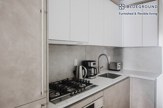 88 East End Ave in New York, NY - Building Photo - Building Photo