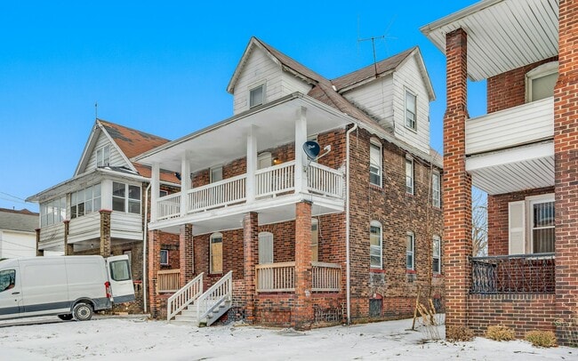 property at 15322 Yorick Ave