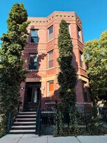 2164 N Oakley Ave in Chicago, IL - Building Photo