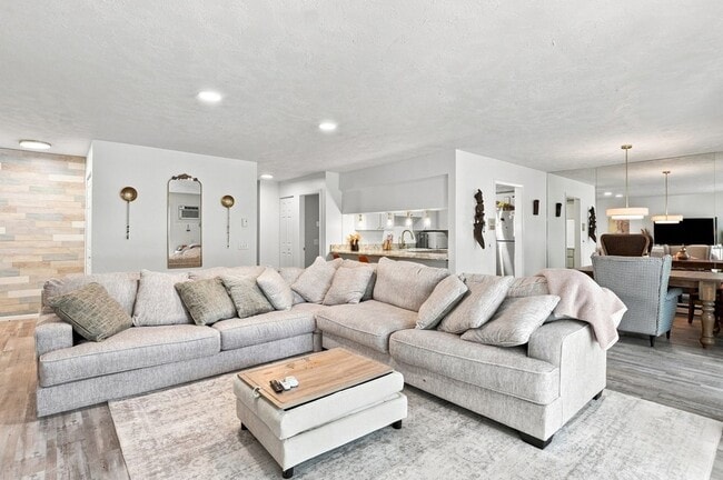 property at 19 Eaglehead Terrace