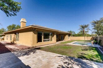 15865 W Vernon Ave in Goodyear, AZ - Building Photo - Building Photo