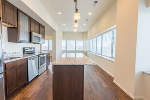 The Wire in Omaha, NE - Building Photo