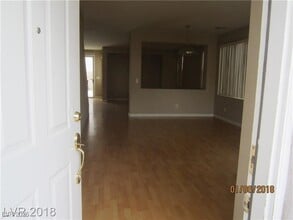 8328 Crown Peak Ave in Las Vegas, NV - Building Photo - Building Photo