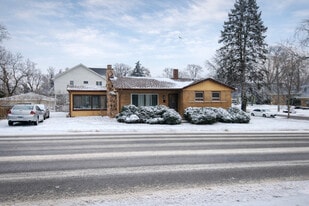 5440 Benton Ave in Downers Grove, IL - Building Photo