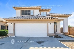 8255 W Willow Ave in Peoria, AZ - Building Photo