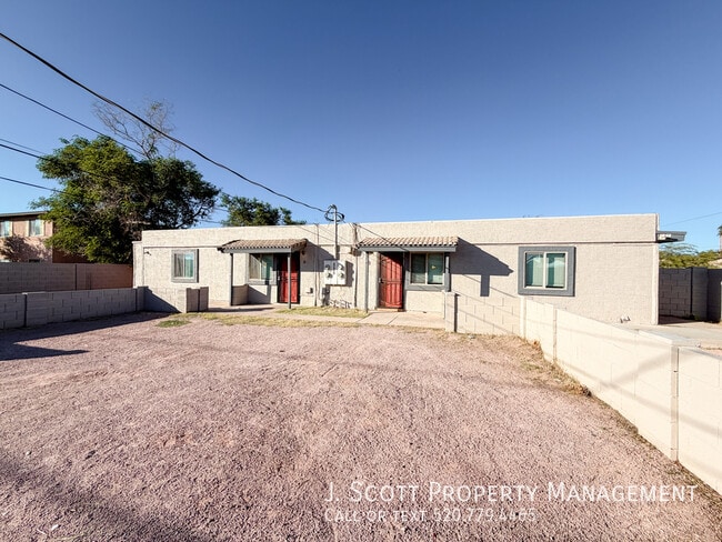 property at 525 E Peppertree Ave