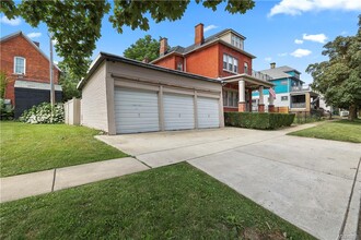 222 Pennsylvania St in Buffalo, NY - Building Photo - Building Photo